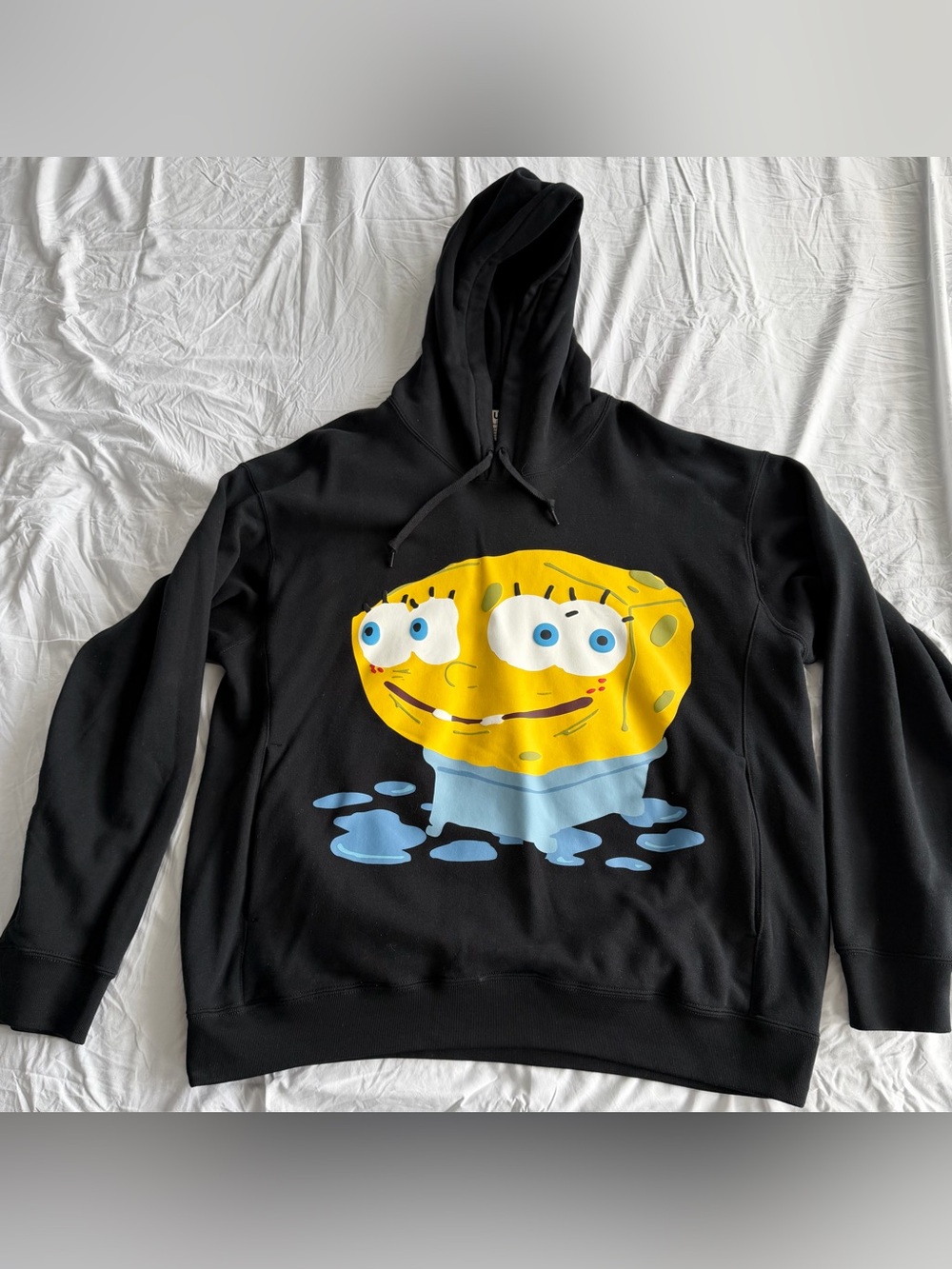 Uniqlo Black Sponge Graphic Hoodie